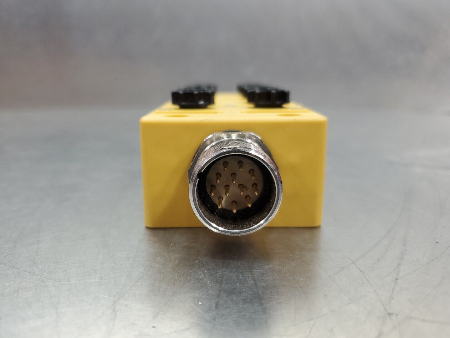 Turck VB80-P7X9-CS12 / U7032  8-Port Multi-Box Unit.                       5E-16