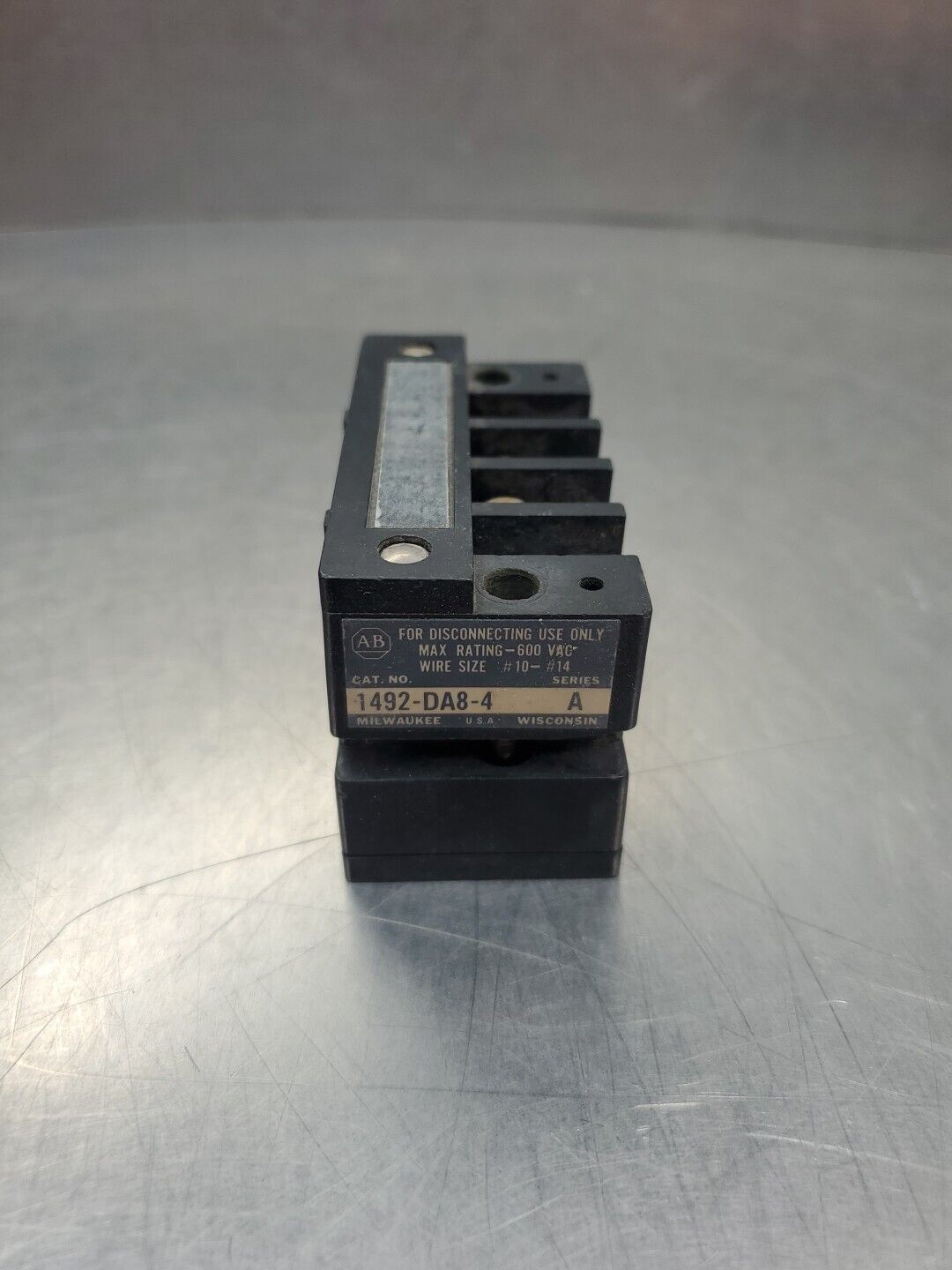 Allen-Bradley 1492-DA8-4 Ser A Terminal Block                              4B-43