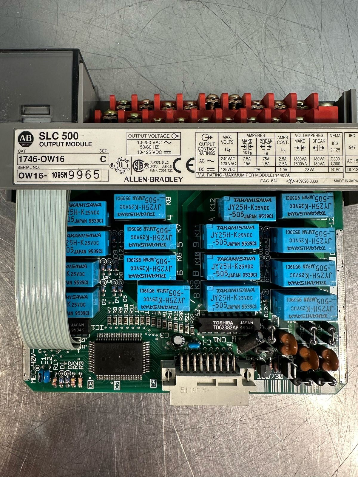 Allen Bradley 1746-OW16 /C SLC 500 Output Module 1746OW16 (7.4.3)