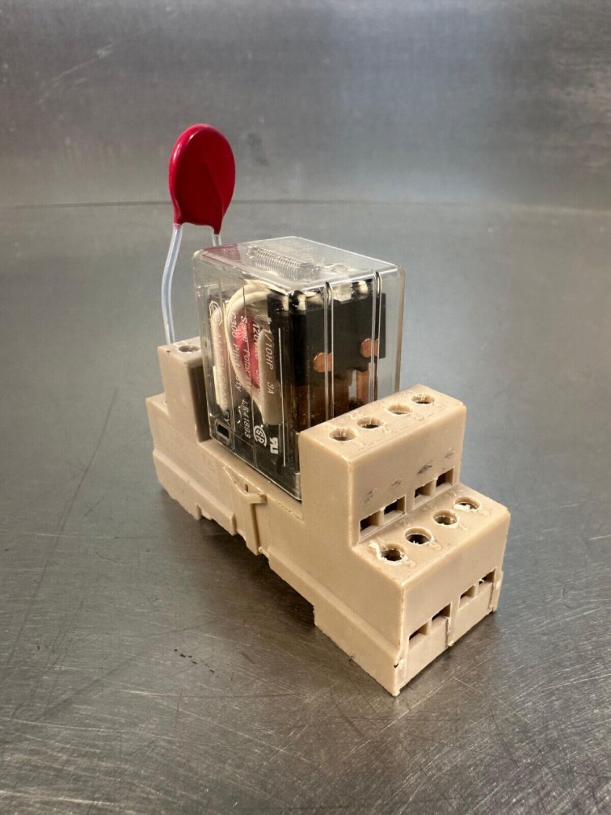Allen-Bradley 700-HC14A1 Ser A Relay Coil  with 700-HN103 Ser.A (4D-25)