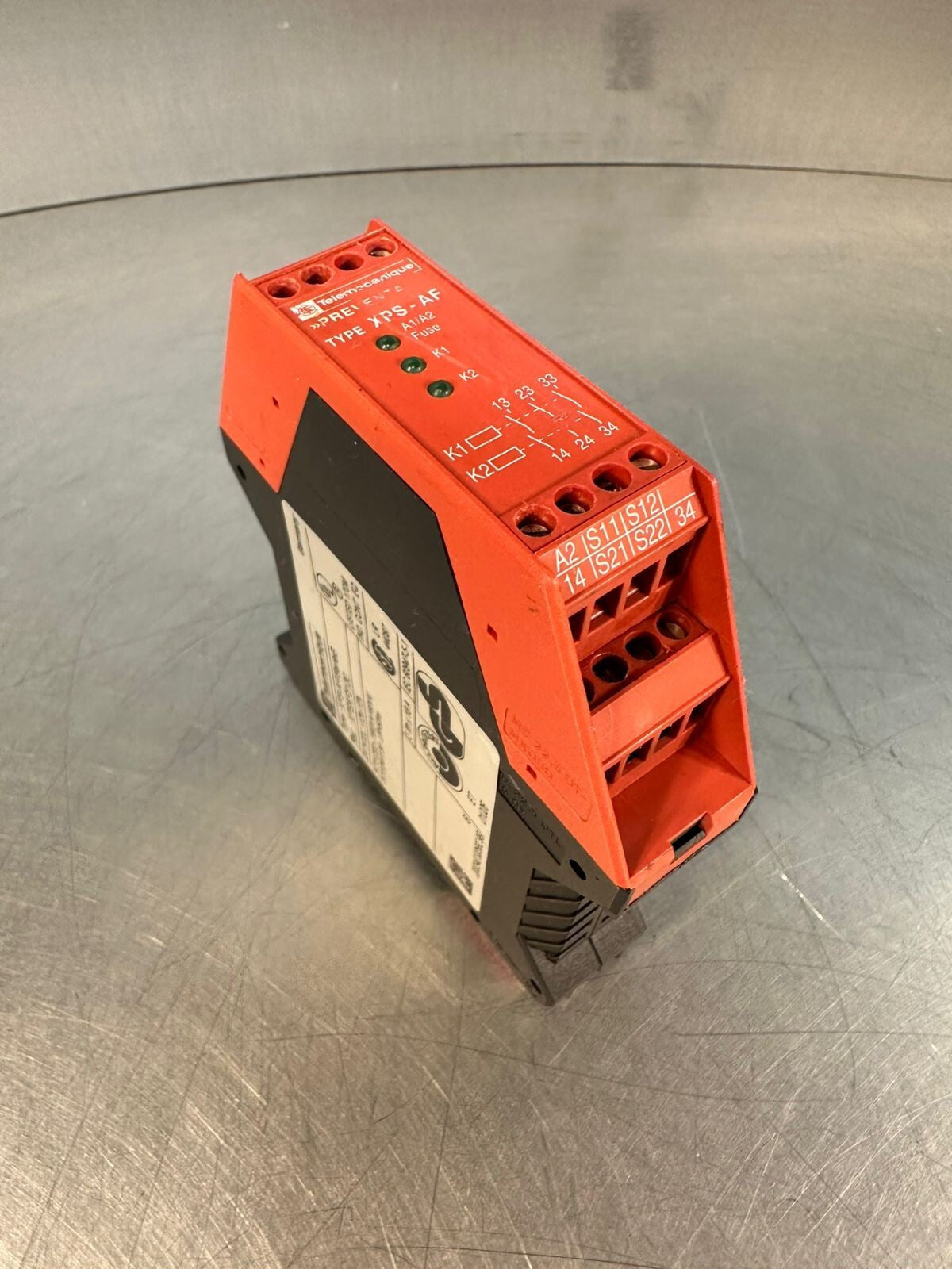 Telemecanique XPS-AF /Series B Safety Relay 24V-AC/DC +10%/-15%  (4.2.5)