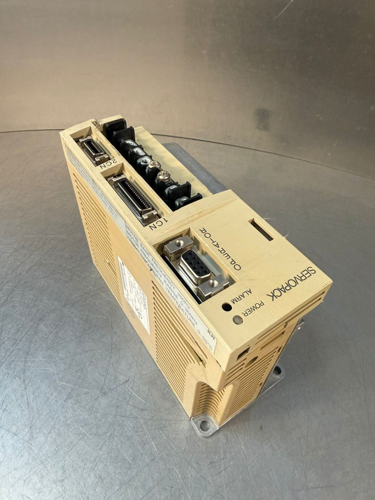 Yaskawa SGDA-04AS 1 PH Servopack 200-230Vac 6.0A                (1.5.1)