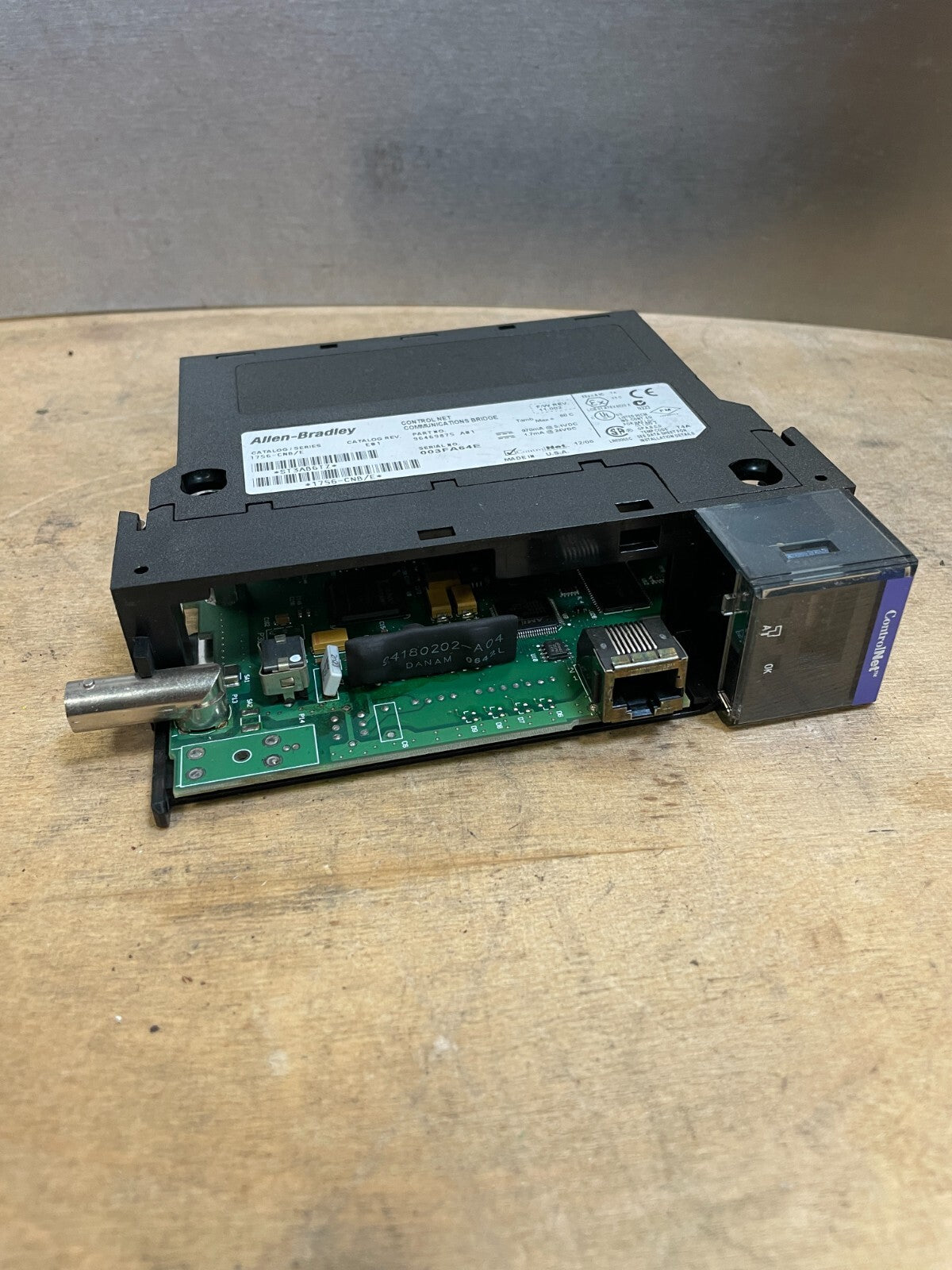 ALLEN-BRADLEY 1756-CNB SER.E 96469875 A01 Black Control Net Communication Bridge