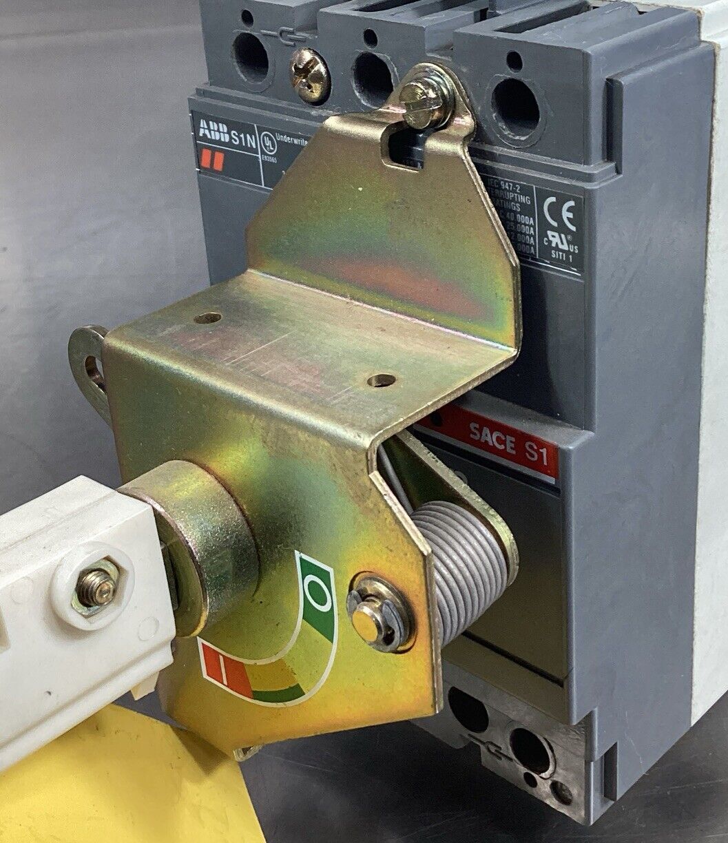 ABB S1N SACE S1 CIRCUIT BREAKER 15A 3-POLE WITH DISCONNECT HANDLE 4D-4 ...