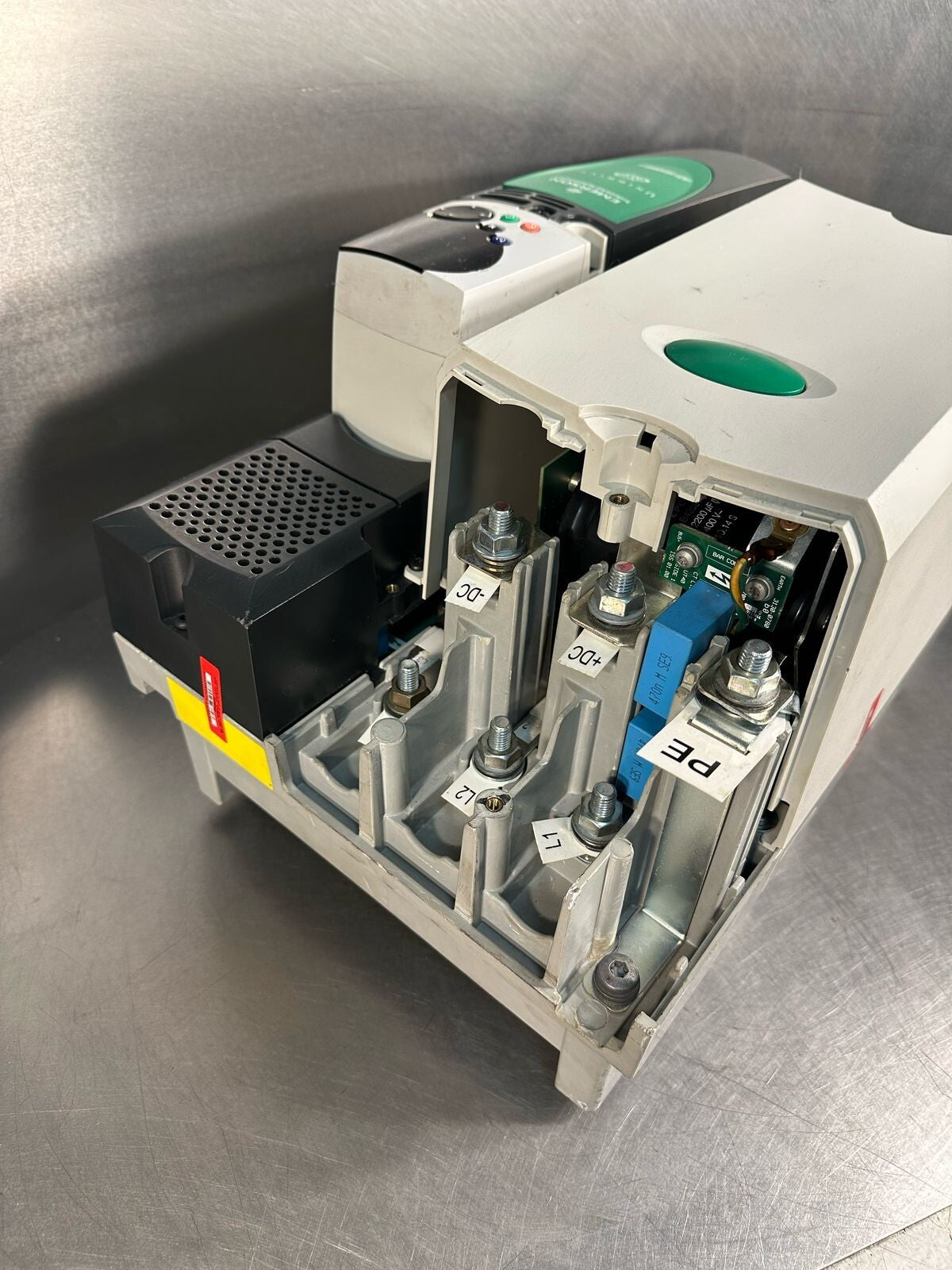 Emerson SP4402 Control Techniques Unidrive SP Inverter Drive.            (3.6.2)