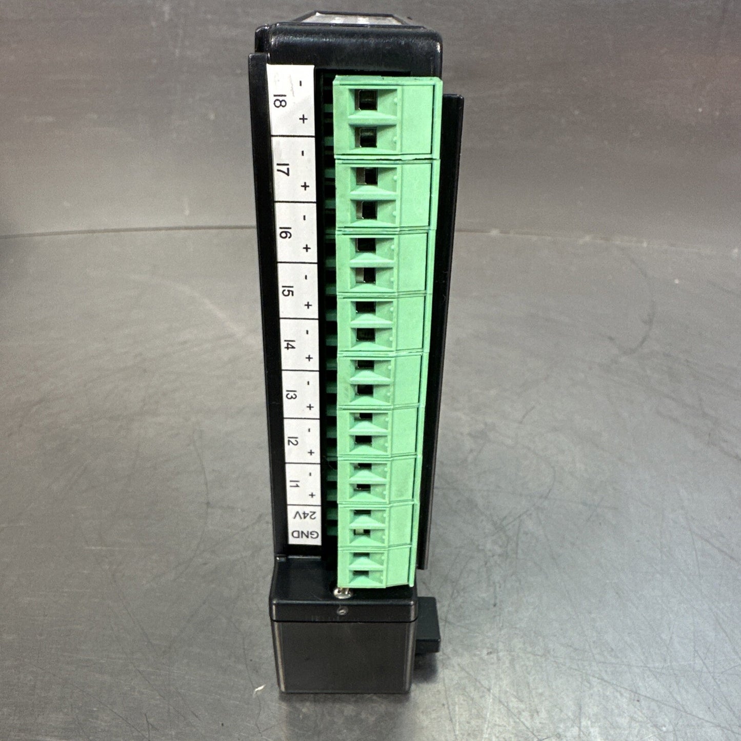 Tecnint HTE MD-DI08DOP08 Modular I/0 System.                   (5.4.1)