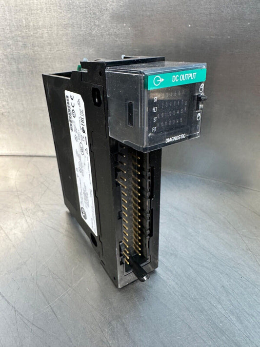 Allen-Bradley 1756-OB16I ControlLogix 16 Point D/O Module (3E-45)