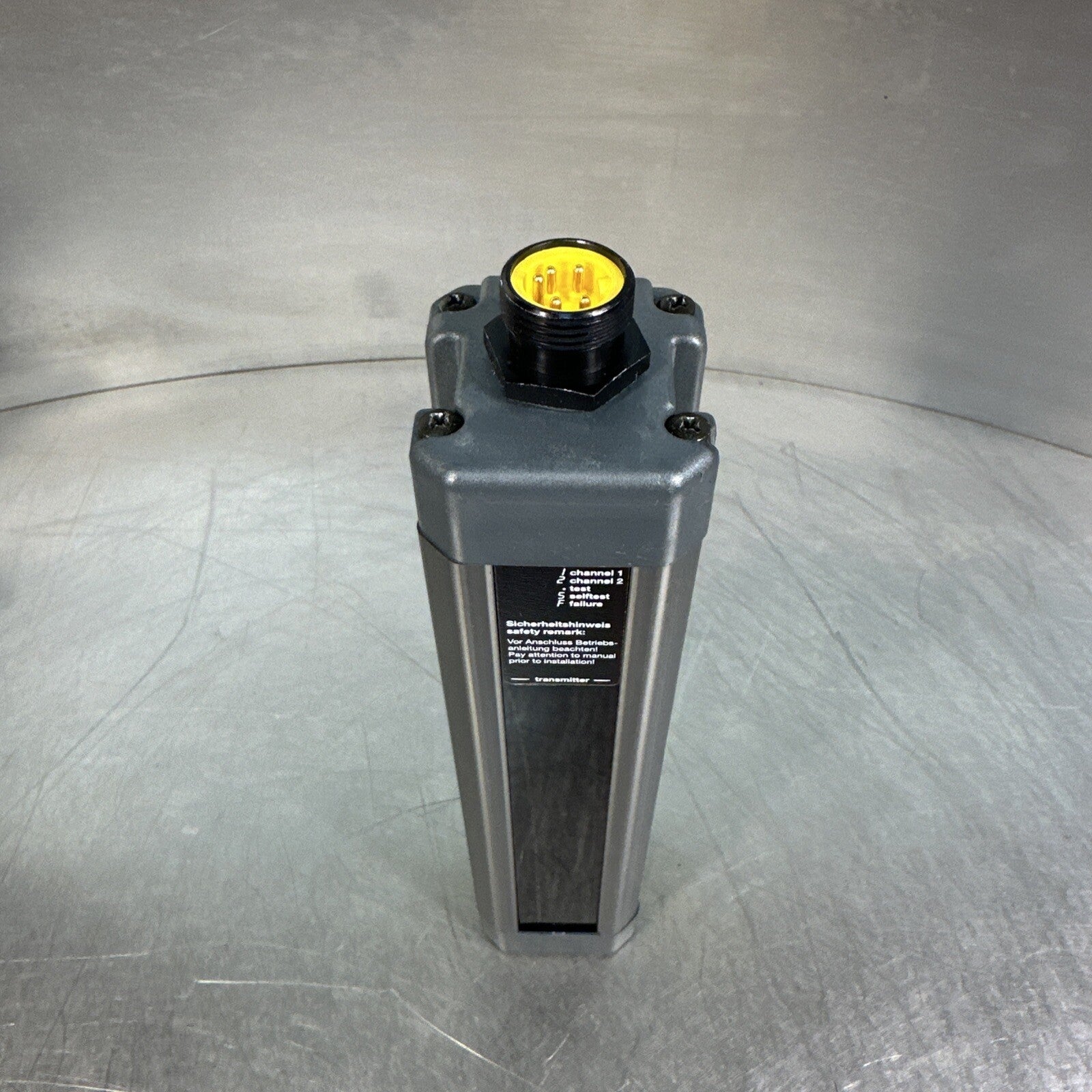 Siemens 3RG7842-4DB00 Siguard Light Curtain Transmitter (BIN-1.1.1)