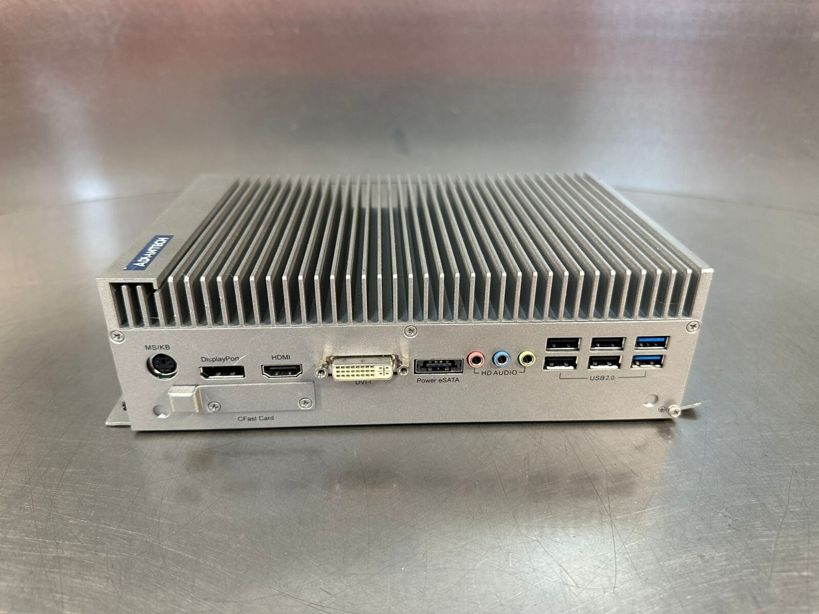 Advantech Computer UNO-2184G / UNO2184G    Inp. 9-36Vdc-5A        (8.4.8)