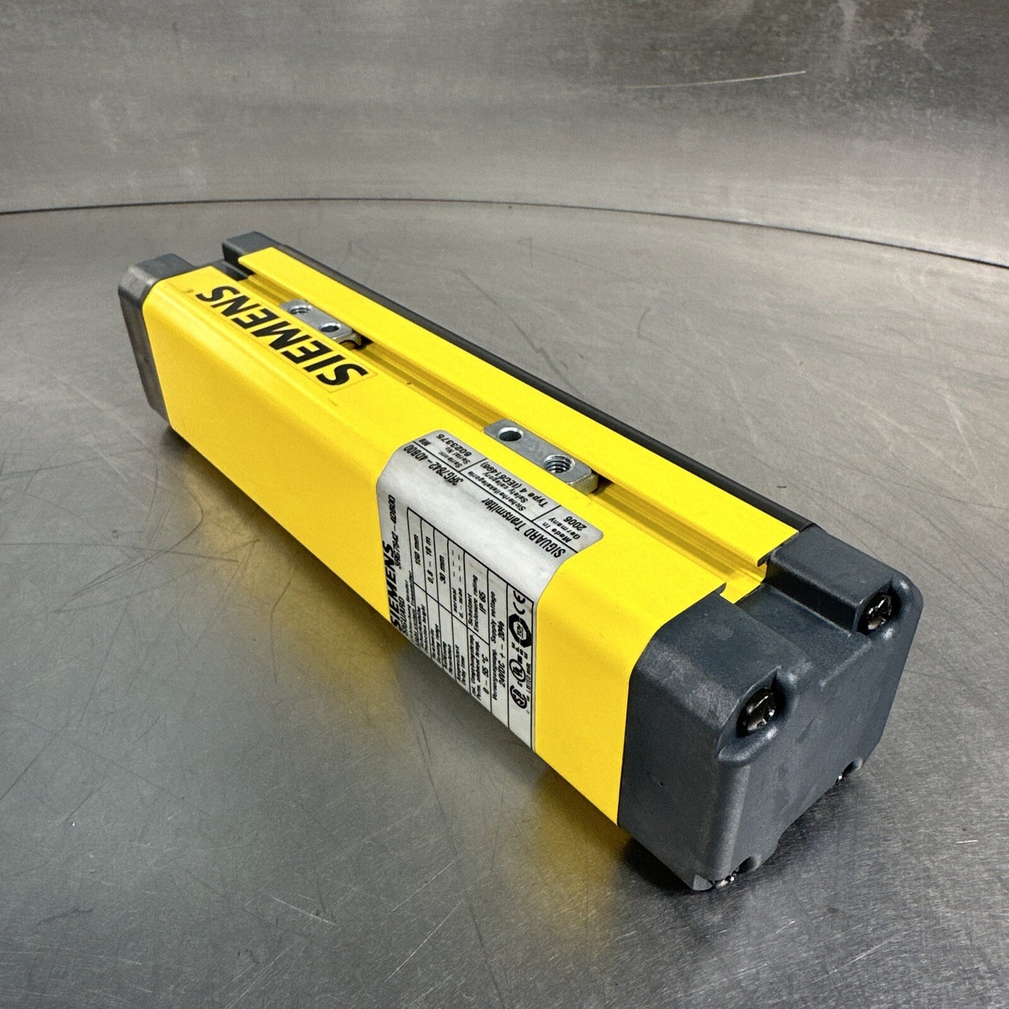 Siemens 3RG7842-4DB00 Siguard Light Curtain Transmitter (BIN-1.1.1)