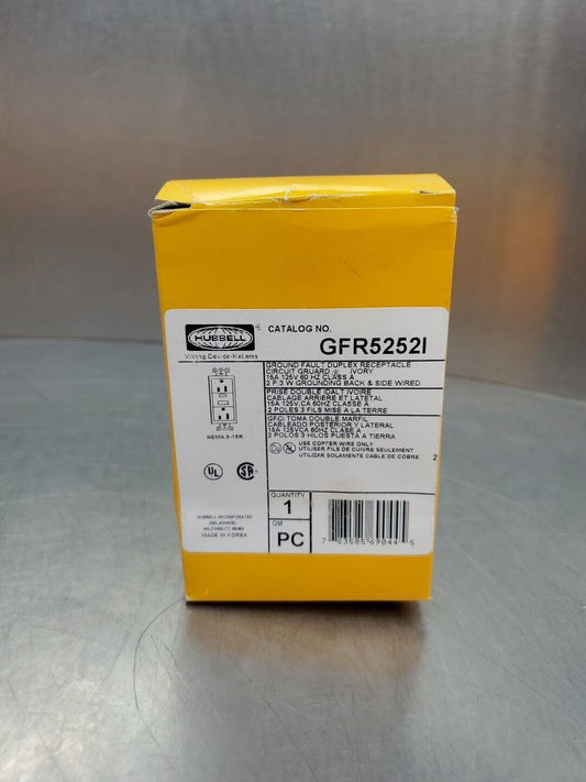 HUBBELL GFR52521 Ground Fault Receptacle, 15A 125V 60HZ.                   4B-37