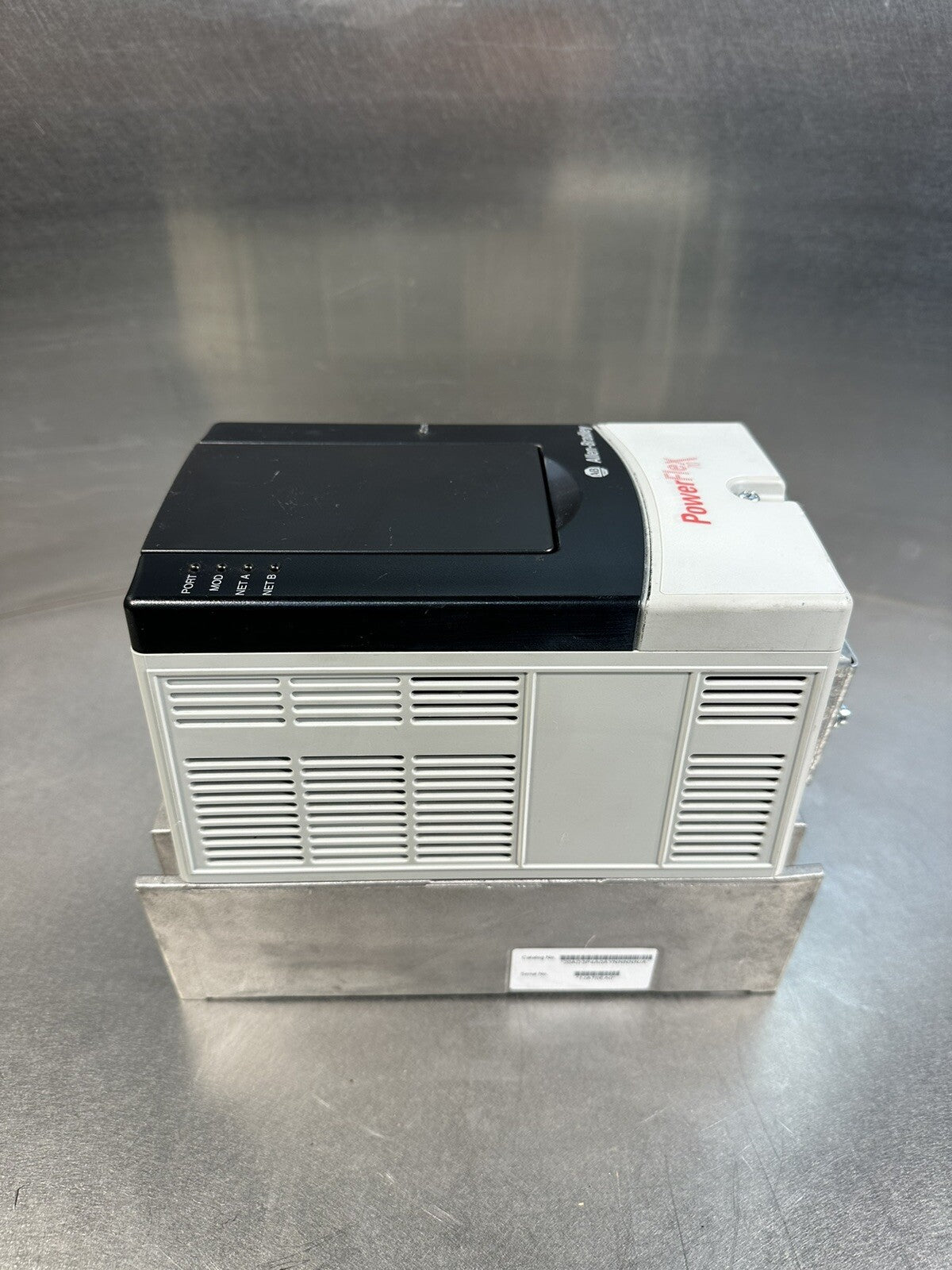 ALLEN BRADLEY 2 HP POWERFLEX 70 - 3Ø 480 VAC 20A D3P4A0AYNNNNN *TESTED* @1.1.4