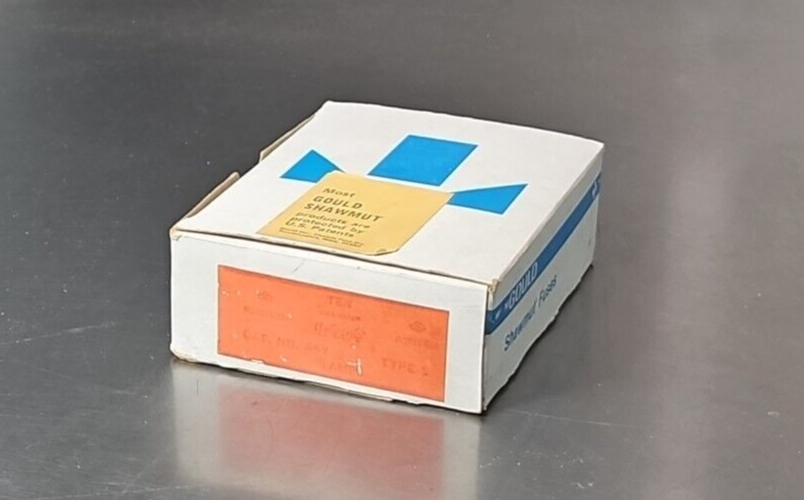 Gold shawmut A6Y10 Time delay fuse.                                      Loc4D32