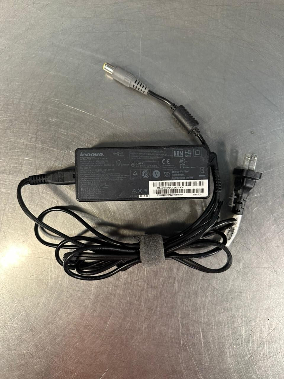 Lenovo ADLX90NLT2A / 45N0307 / 36200297 AC ADAPTER                 (2.3.1)