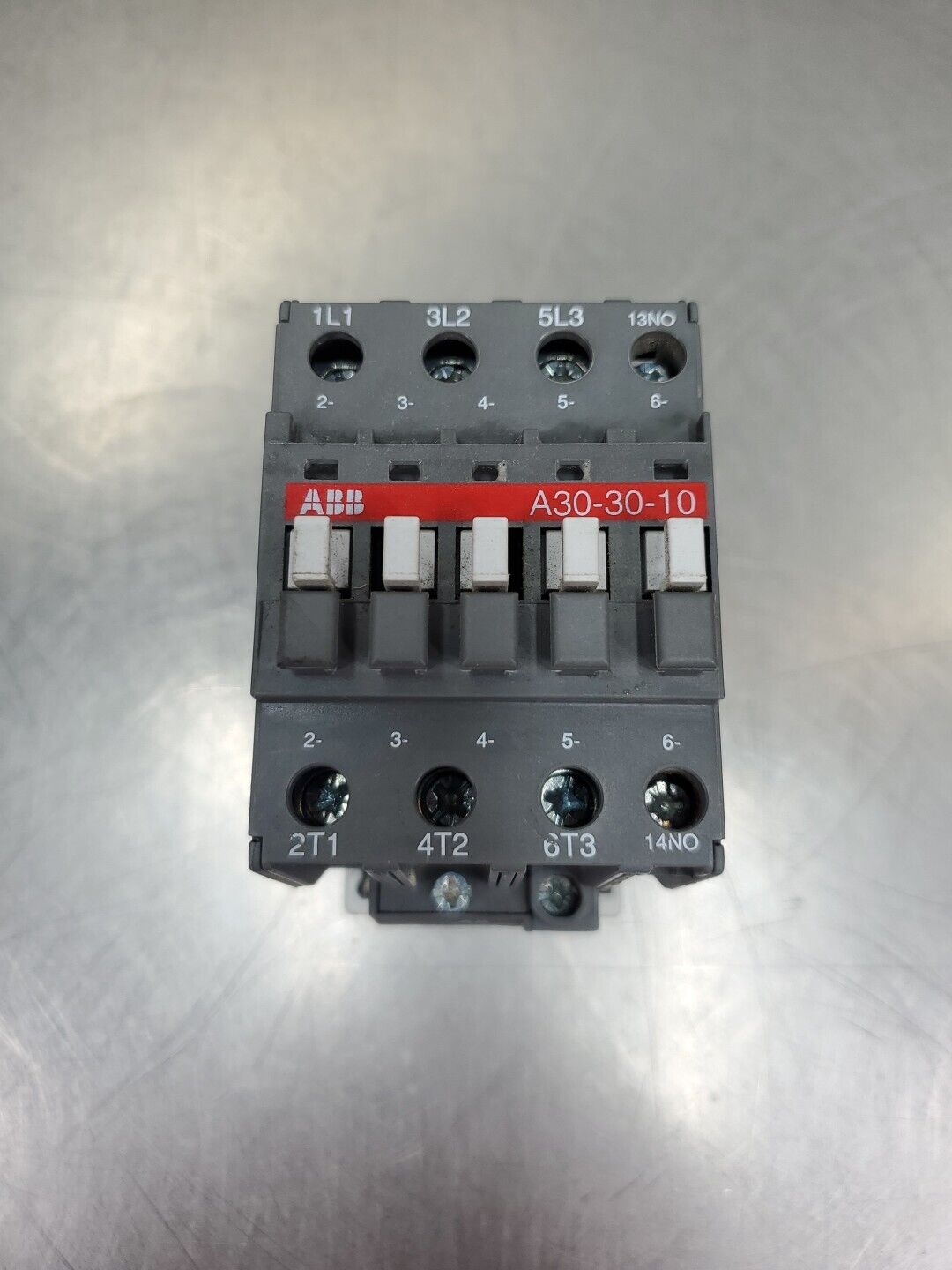 ABB A30-30-10 Contactor, 1000V 65A A30.                                    4B-38