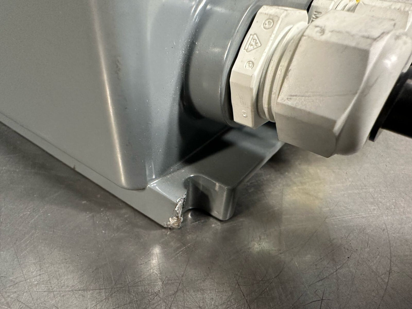 Abb FSM4000 S4 Signal Converter Power Suppy AC/DC 24V 50/60Hz       (4.3.2)