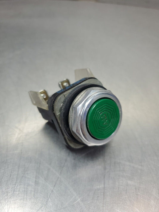 ALLEN BRADLEY 800T-A...T GREEN BUTTON CONTACT BLOCK.                       4C-14