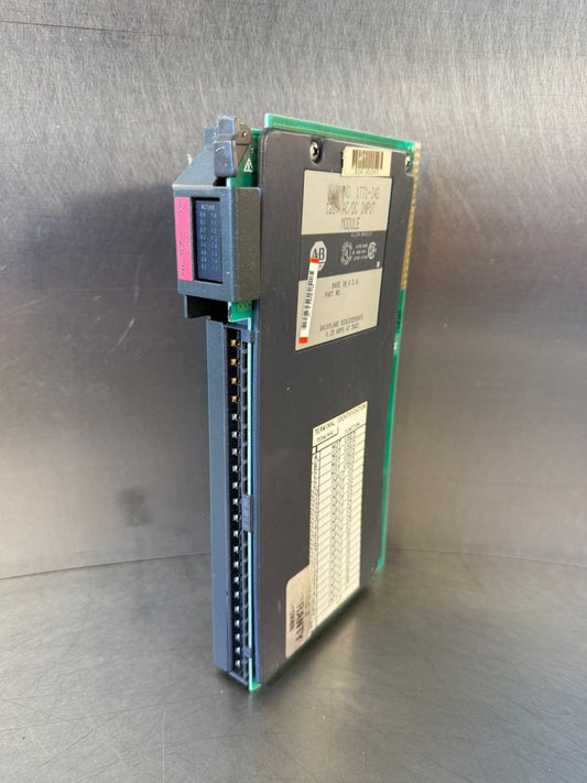Allen Bradley 1771-IAD INPUT MODULE 0.25Amp At 5VDC                (8.5.1)
