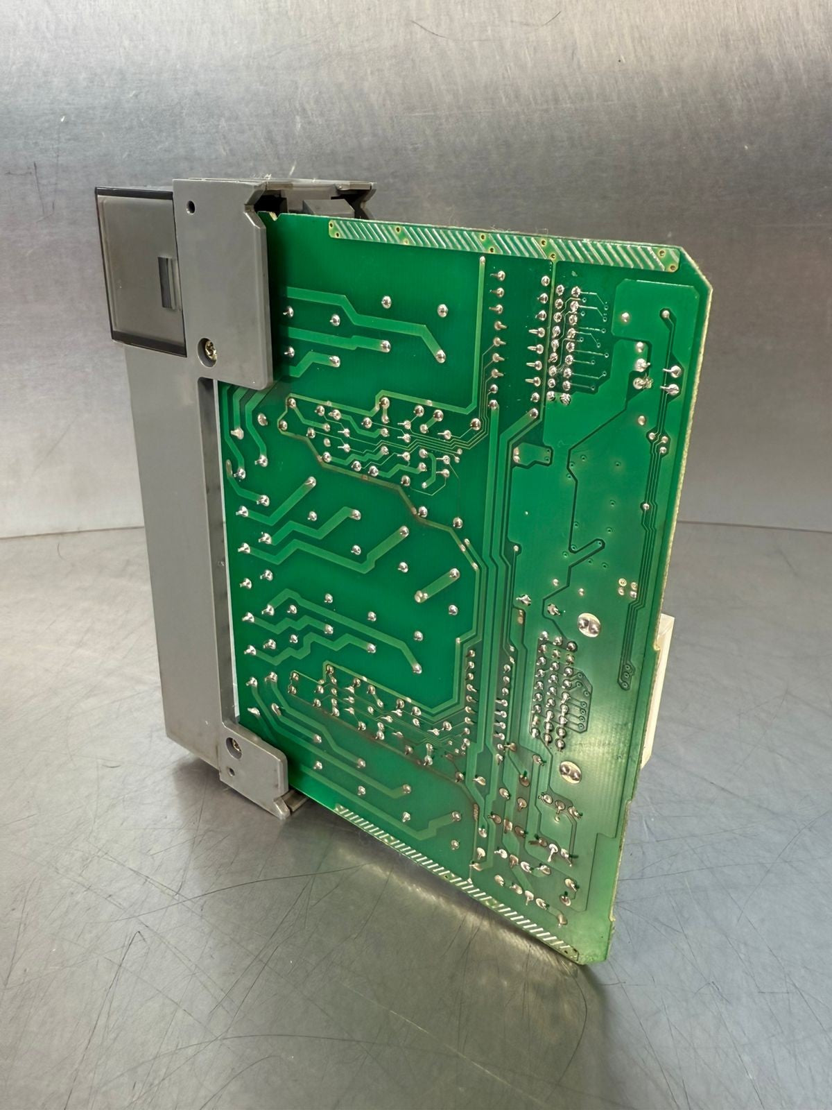 Allen Bradley 1746-0W16 /C SLC500 Output Module 17460W16           (3.5.4)