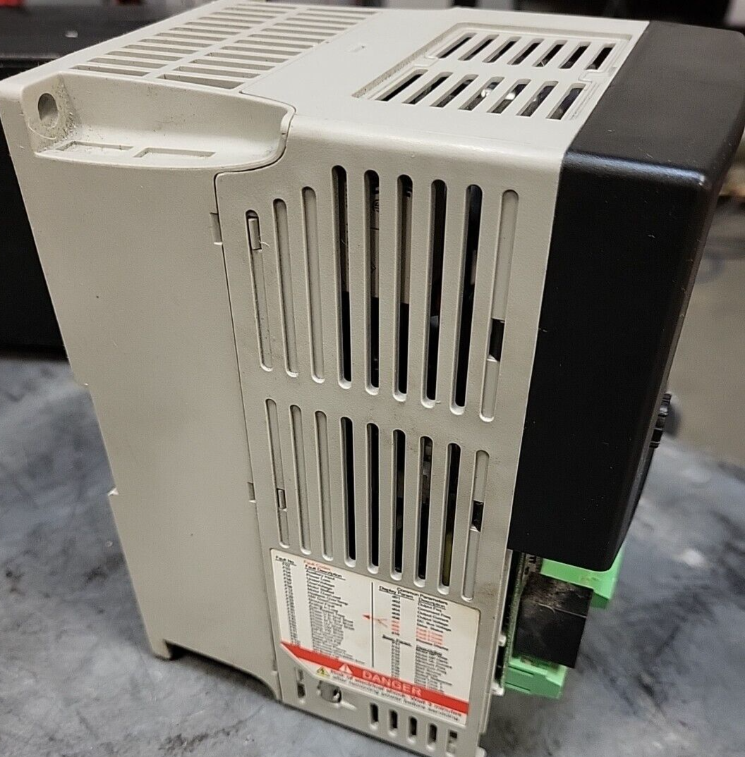 Allen Bradley 22B-D2P3N104  SERIES A PowerFlex 40 AC Drive     (BIN 4 .5. 5)