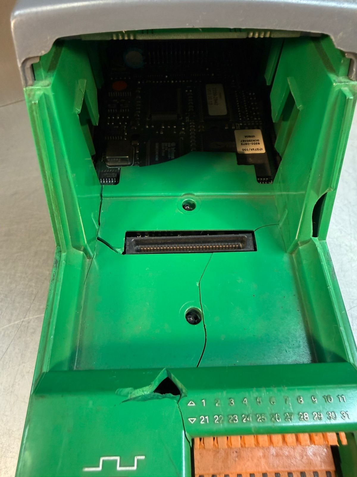 Leroy Somer UMV4301 5.5T Frequency Driver                          (8.5.7)