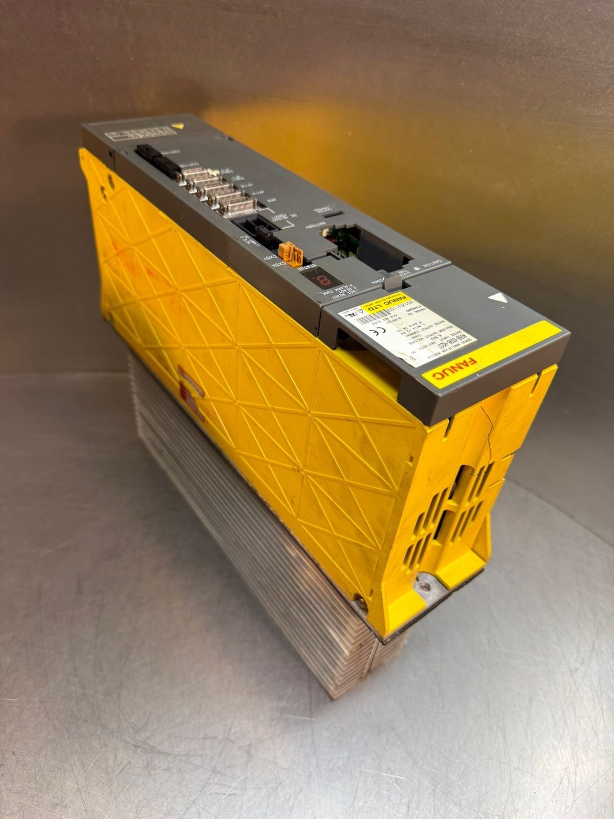 Fanuc A06B-6096-H207 Servo Amplifier  B-65162                     (12.4.6)