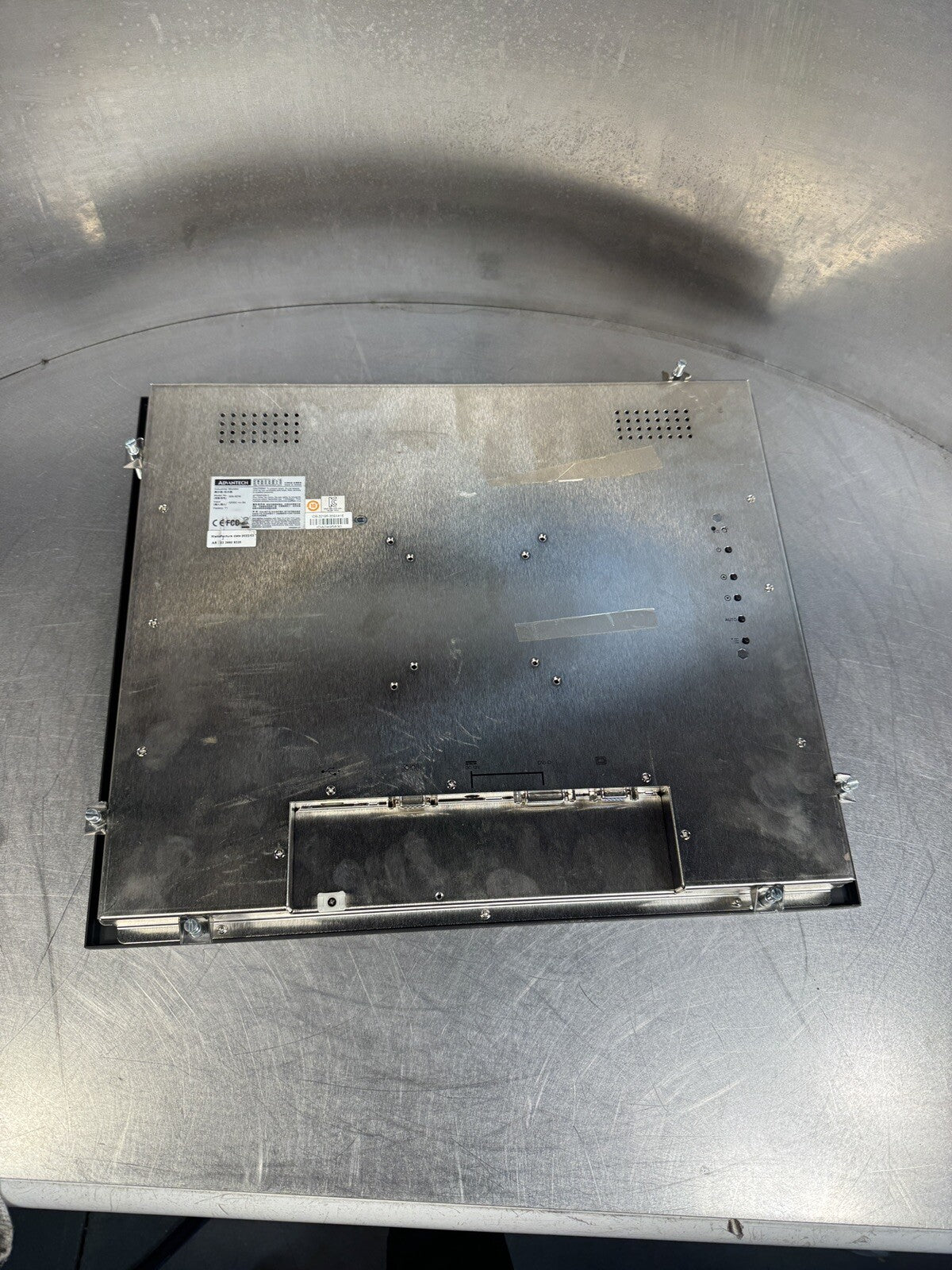 ADVANTECH IDS-3217R-35SXA1E / IDS3217R35SXA1E Industrial Monitor (Bin2.5.5)