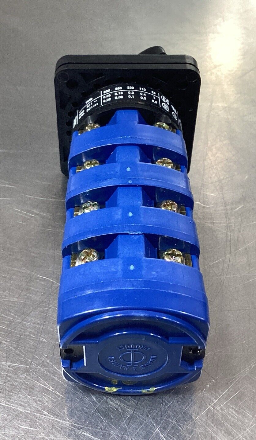 Kraus & Naimer  D11A  Control Rotary Switch         AC-23