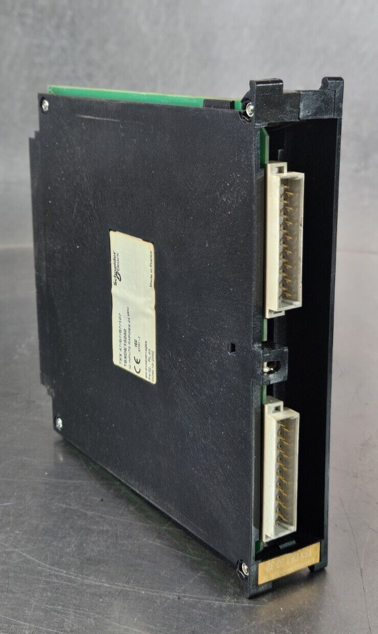 Telemecanique TSXDET3232  32-Point 24 VDC Fast lsolated Input Module    (BIN535)