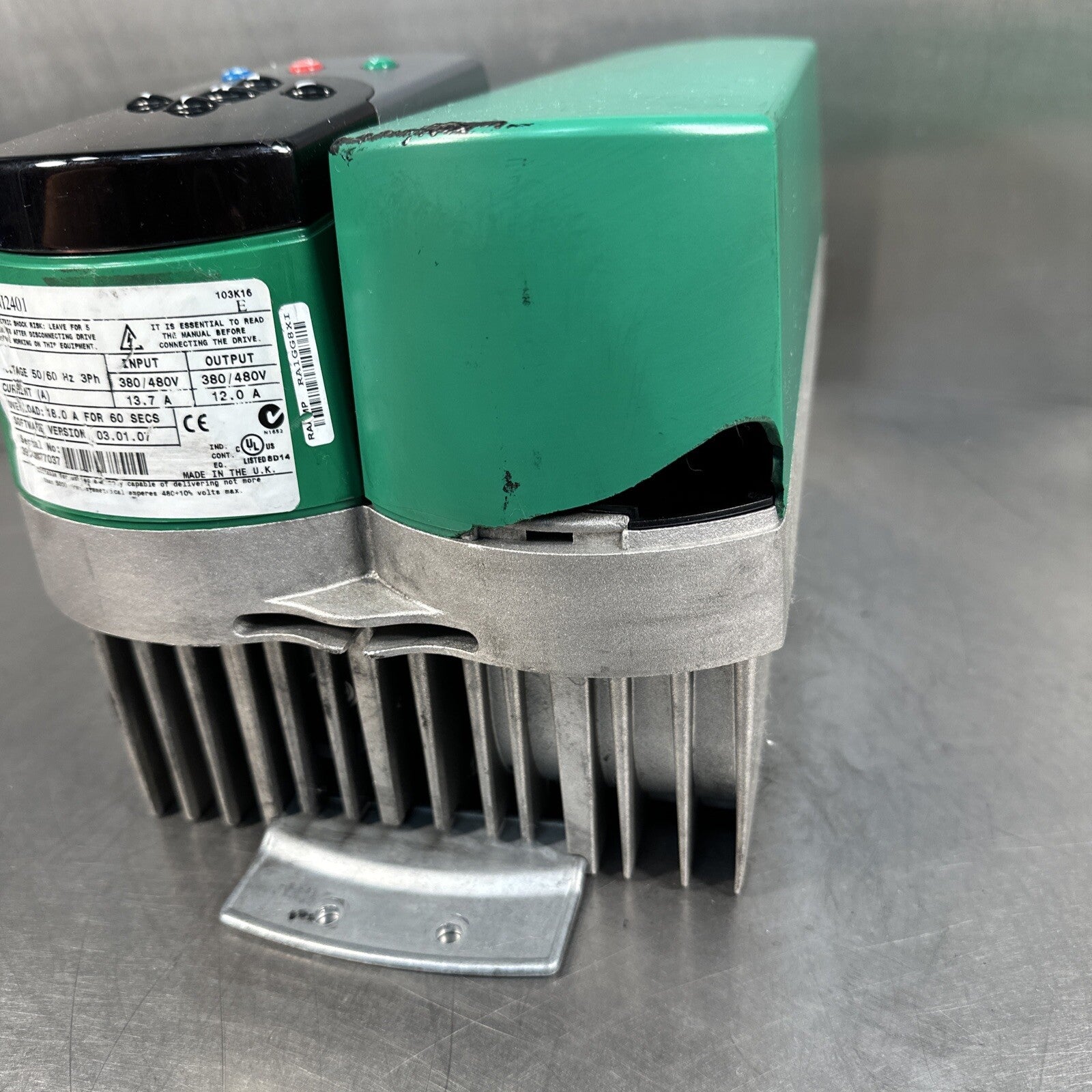 Control Techniques UNI2401 Unidrive 380/480v (BIN-1.3.5)