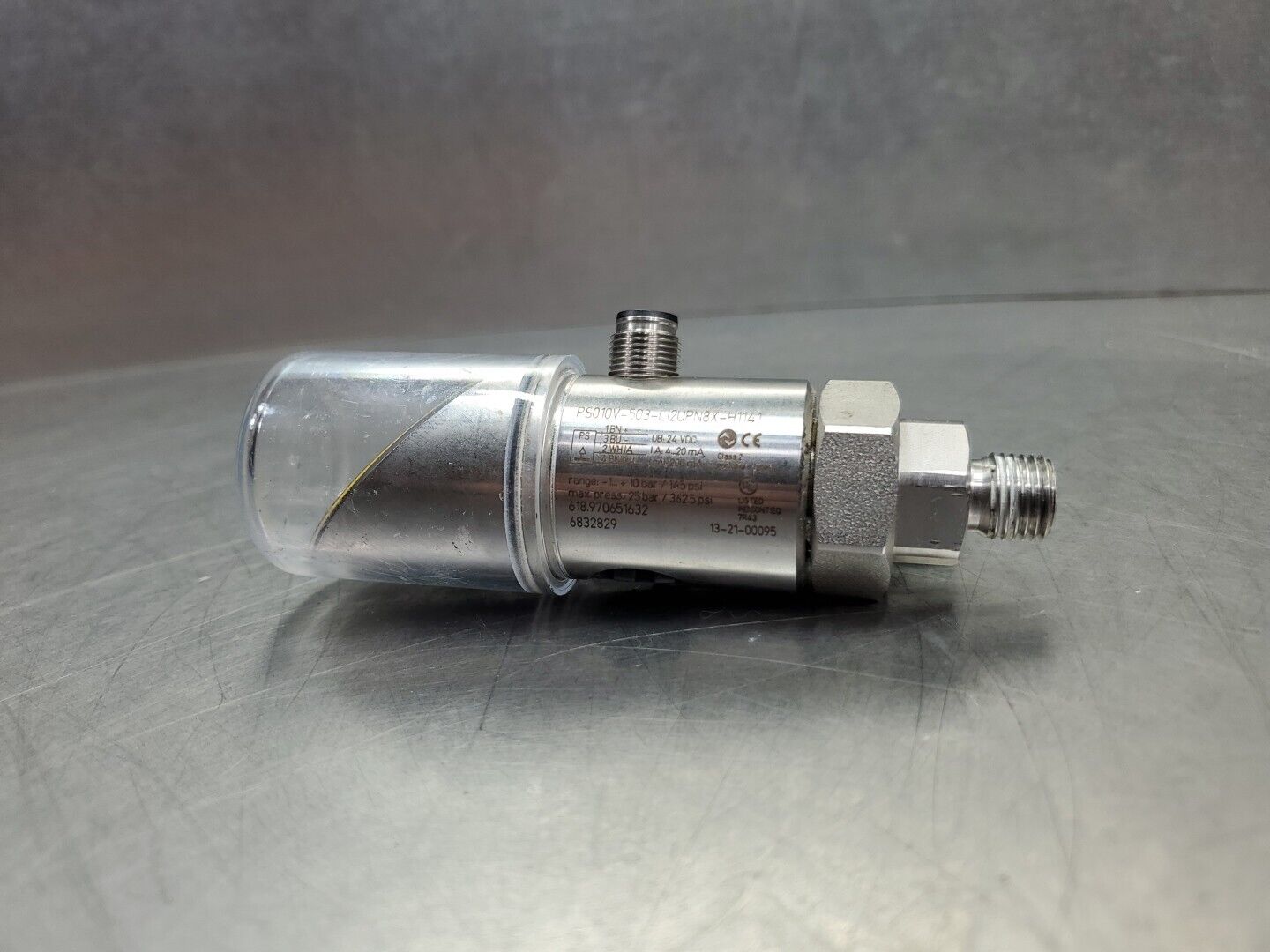 TURCK PS010V-503-LI2UPN8X-H1141 24VDC Pressure Sensor.                     5C-18