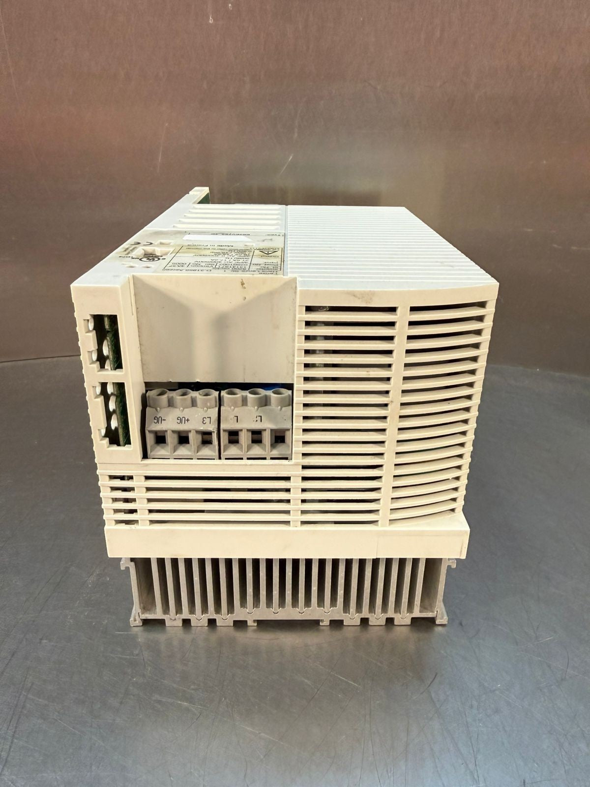 Lenze E82EV752-4C 13141871 Ver. 4A37 / 02501007                        (11.5.4)