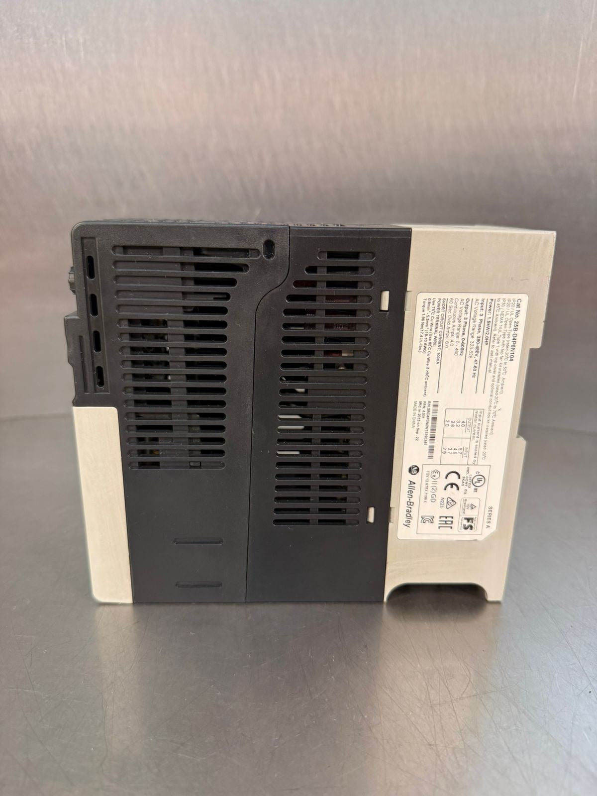 Allen Bradley 25B-D4P0N104 /A Powerflex 525 1.5 Kw 2HP 3Ph         (9.3.5)