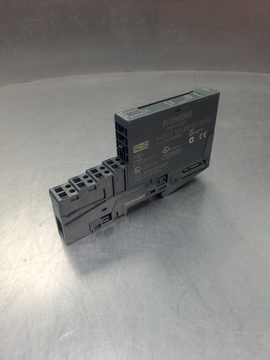 44038302