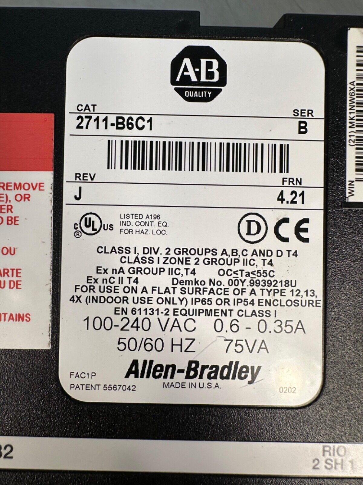 Allen Bradley  Panelwiew  2711-B6C1 SER B  100-240 Vac 50/60 hz (2E-03)