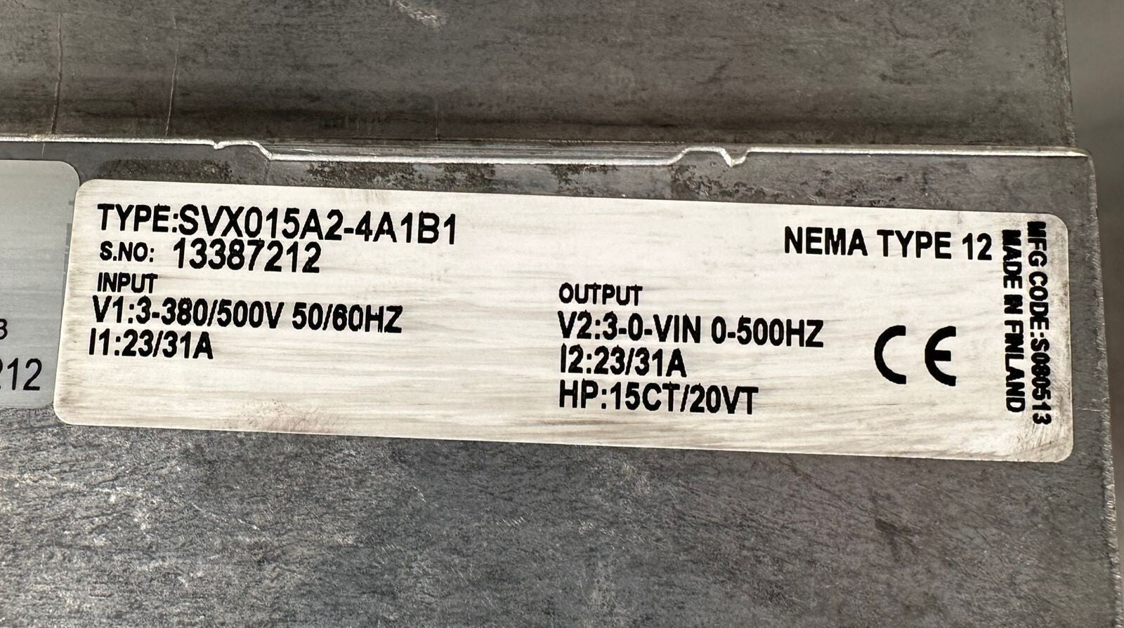 Eaton SVX015A2-4A1B1 , SVX9000 Nema Type 12    (8.5.1)
