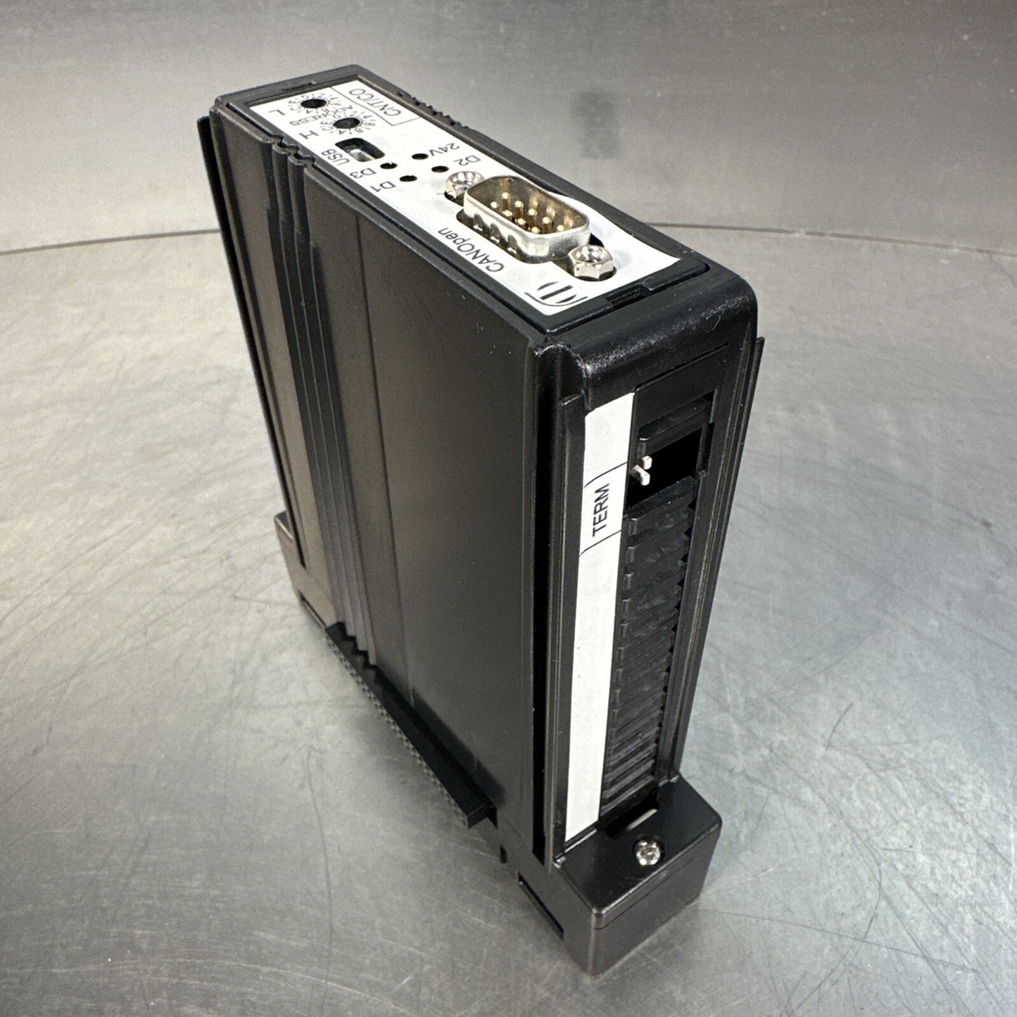 Tecnint HTE MD-DOP16-HAY Modular I/0 System.                   (5.4.5)