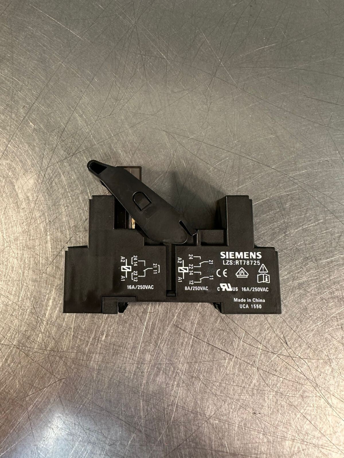 Siemens LZS:RT78725 Relay LZSRT78725                               (7.2.2)