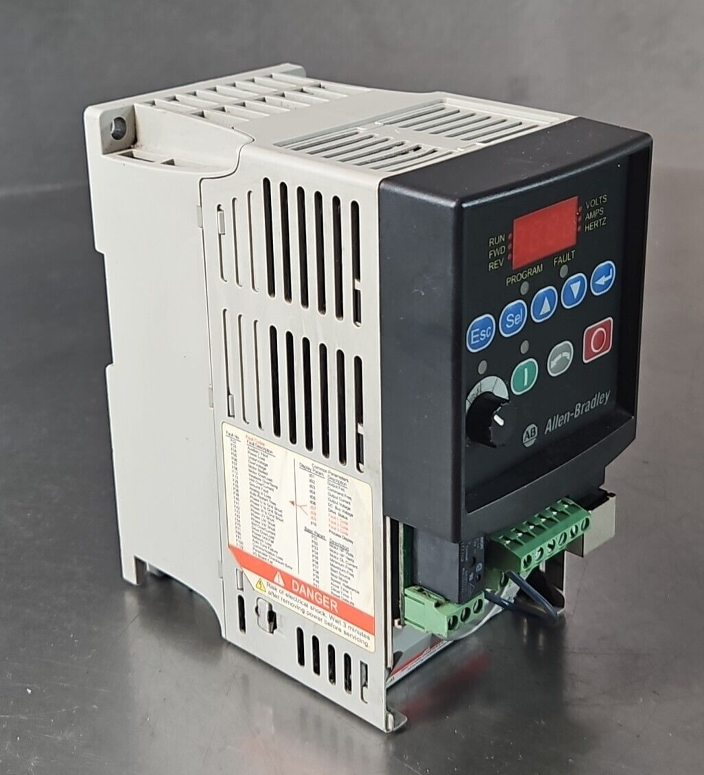 Allen-Bradley 22A-D1P4N104 Ser A PowerFlex4 AC Drive                    (BIN414)