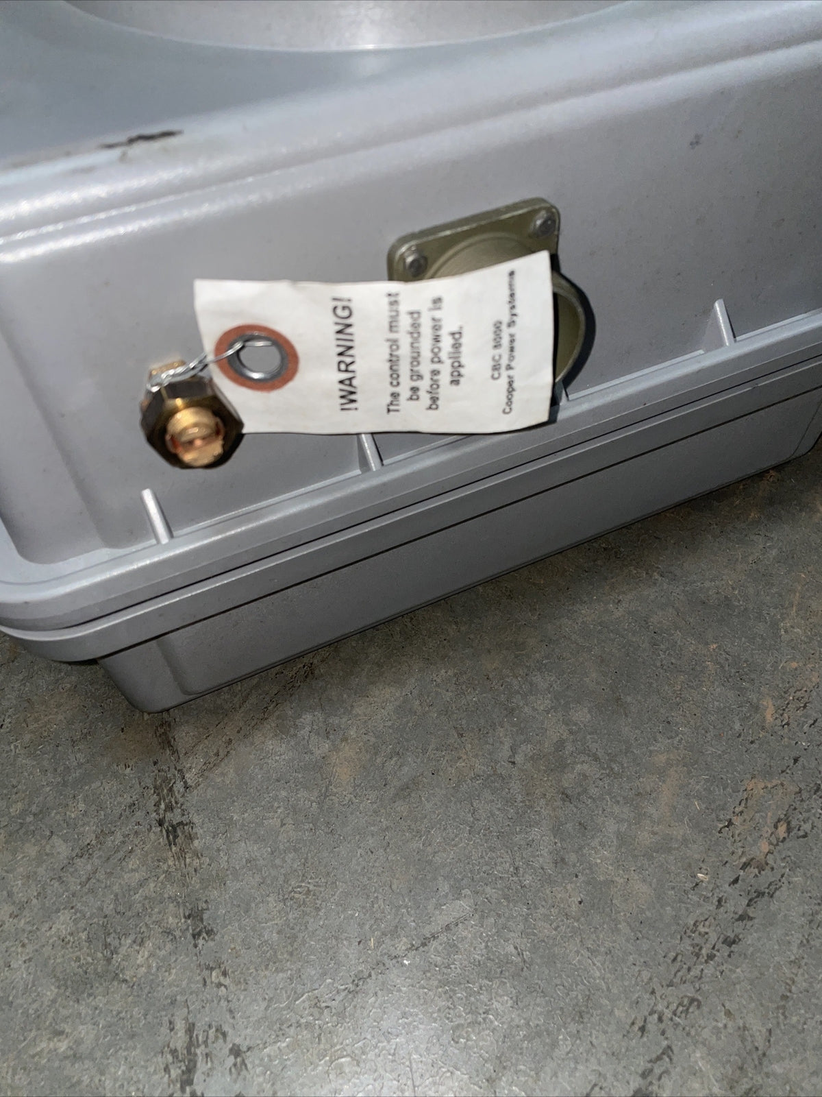 New Cooper Power Systems CBC-8000 Capacitor Bank Control @1A