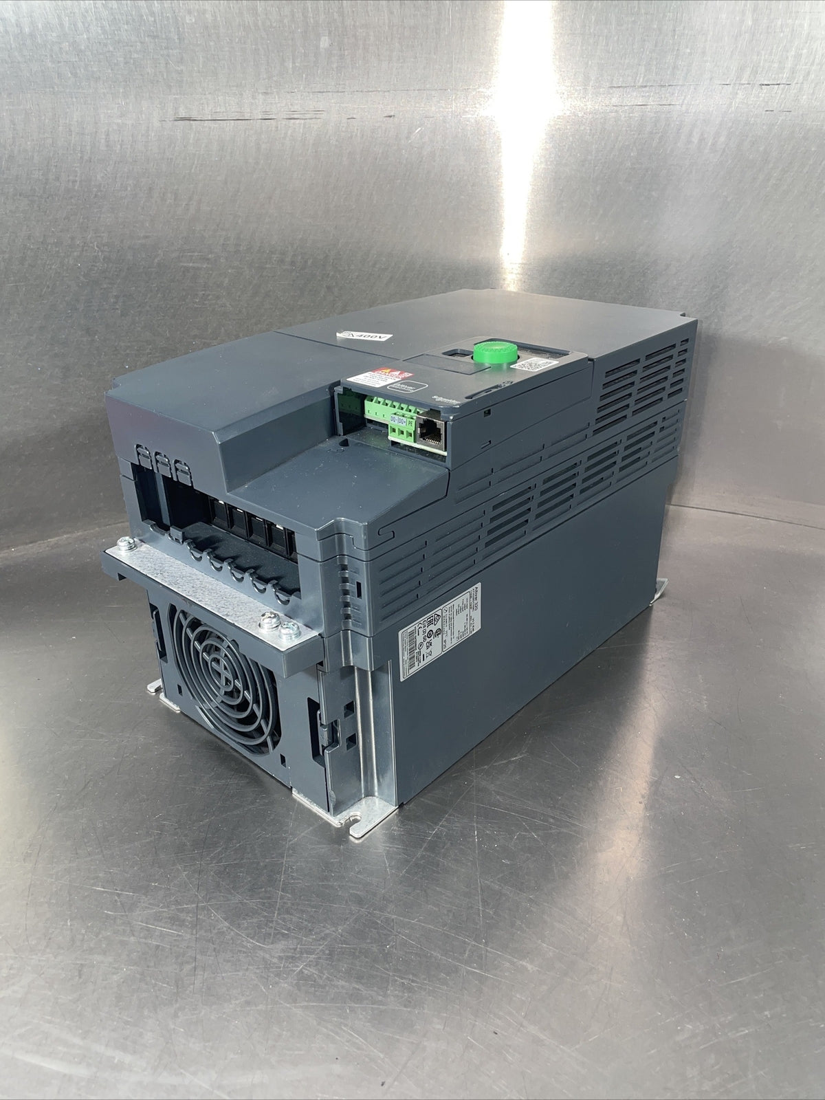ATV320D11N4C  - Schneider Electric - Altivar 320 11kW 380..500V  3-phase 15HP@2a