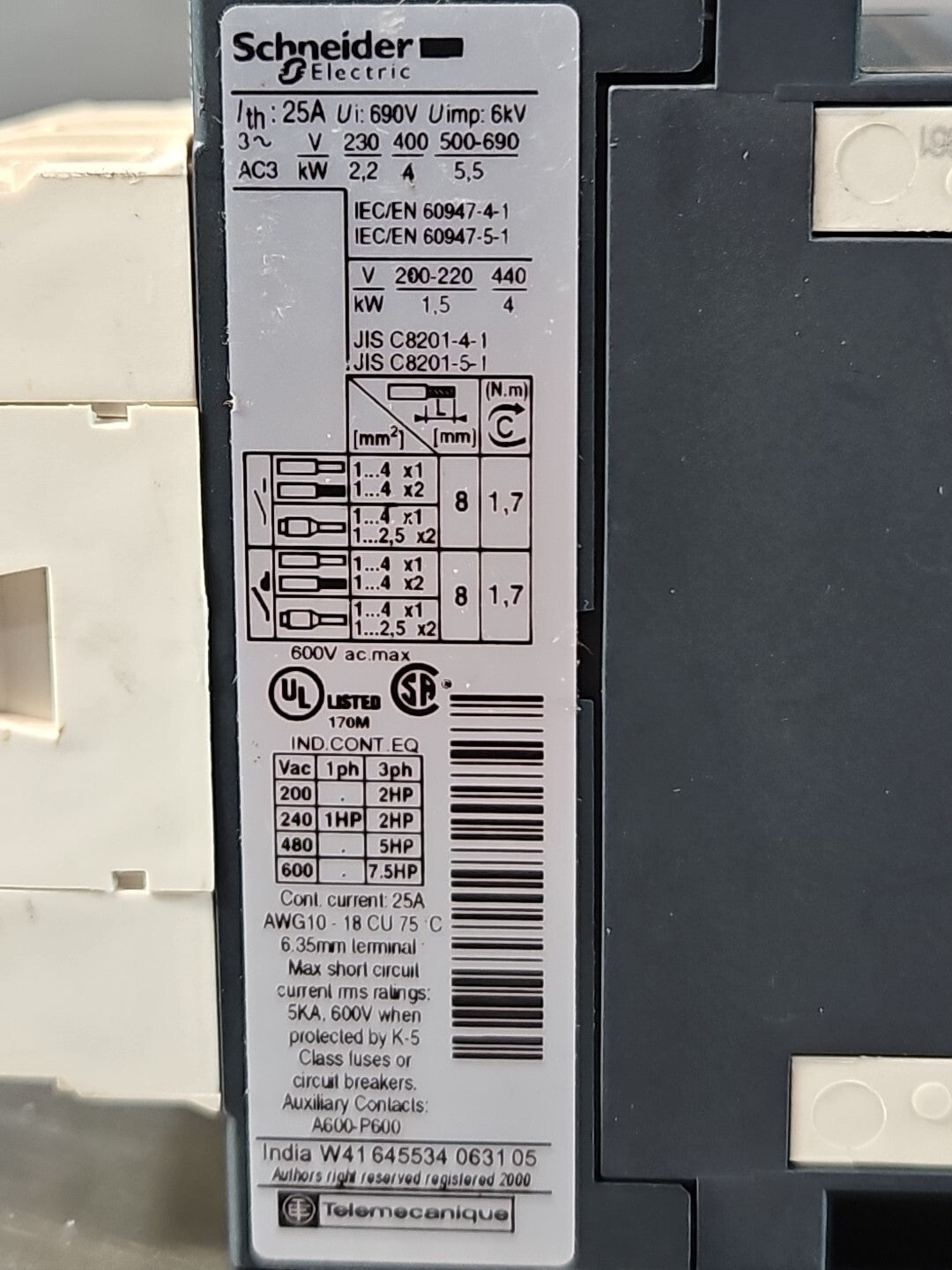 Schneider LC1D09 3 Poles 120V AC 9A Reversing IEC Magnetic Contac       (BIN213)