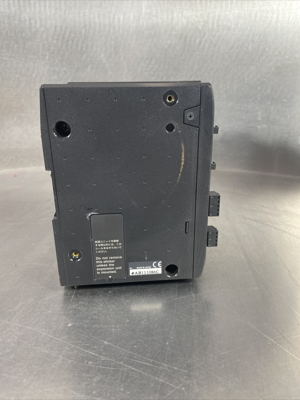 Keyence XG-7702 Multi Camera Controller XG-E700 and 2 Line Scan CA-DC21E @1D