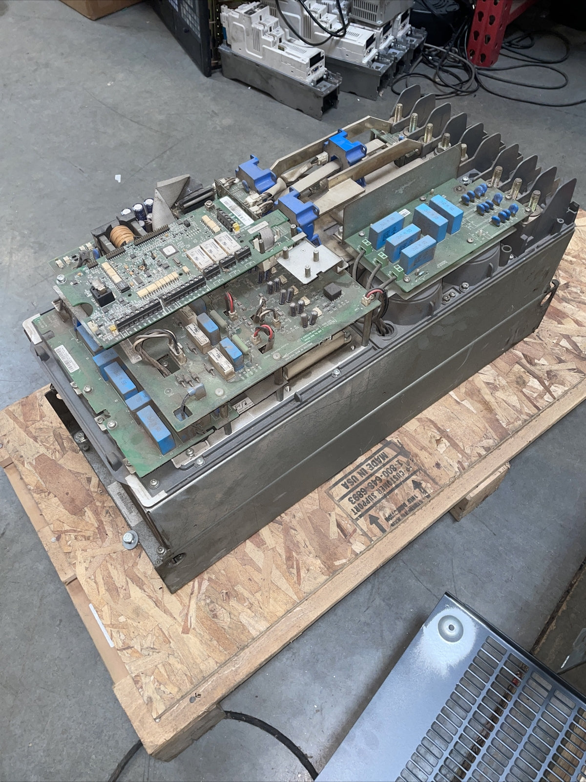 ABB SERVO DRIVE ACS550-U1-157A-4 @1A