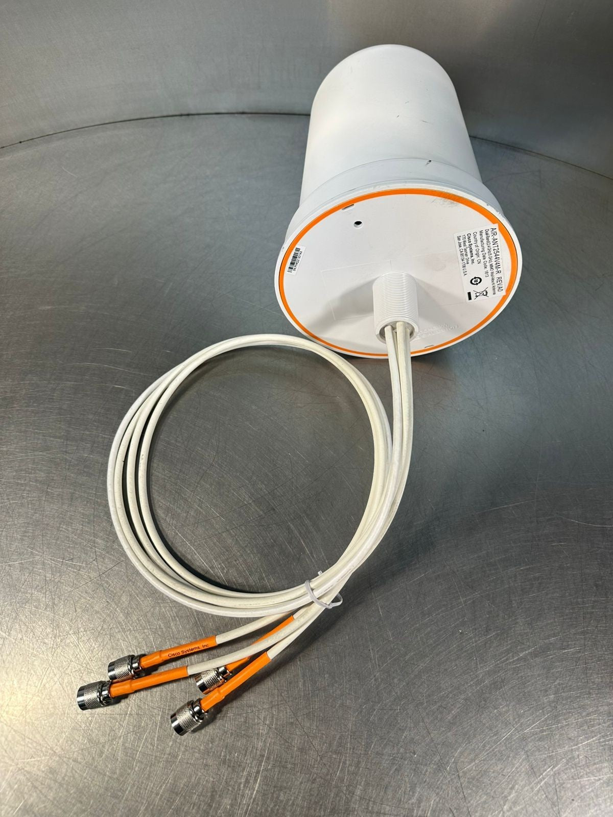 Cisco AIR-ANT2544V4M-R Antenna - Dual Band Rev  A0 2.4/5 Ghz       (9.5.5)