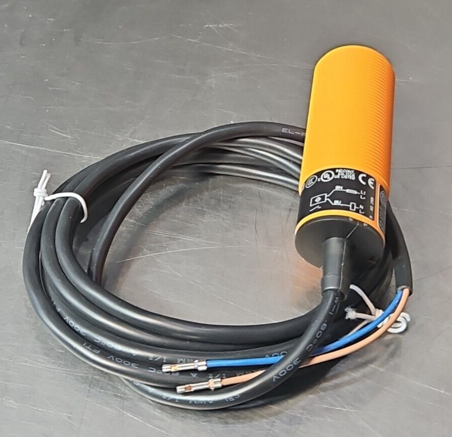 IFM II-2010-AB0A Efector Proximity Sensor               (BIN434)