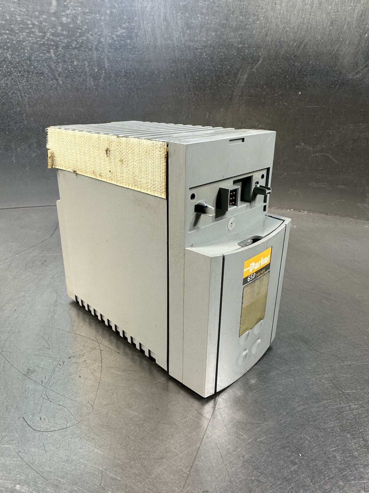 PARKER AC DRIVE 650 Series 650V-21130010-001P00-B2  (BIN-1.5.5)