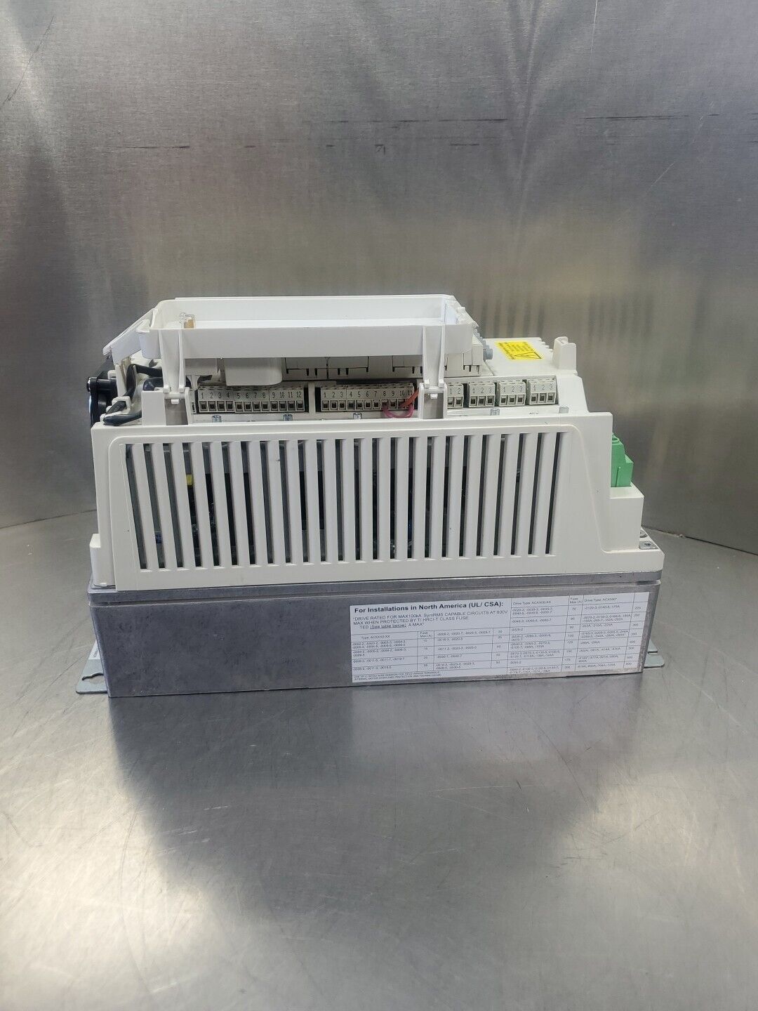 ABB ACS800-U1-0009-5+N685+P901 Drive, 7.5HP 10A 3PH.                     1D-15.1