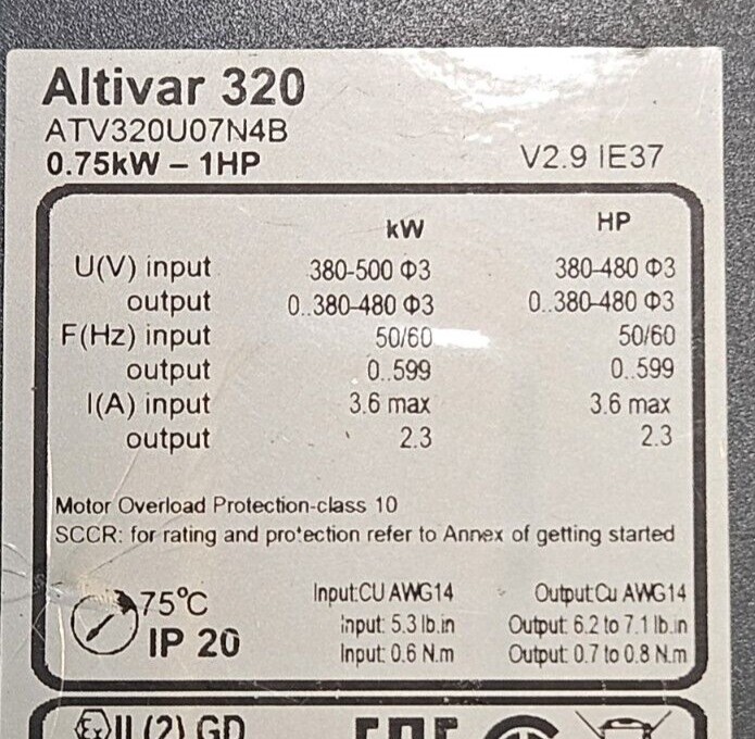 Schneider Altivar 320 ATV320U07N4B Variable Frequency Drive             (BIN643)
