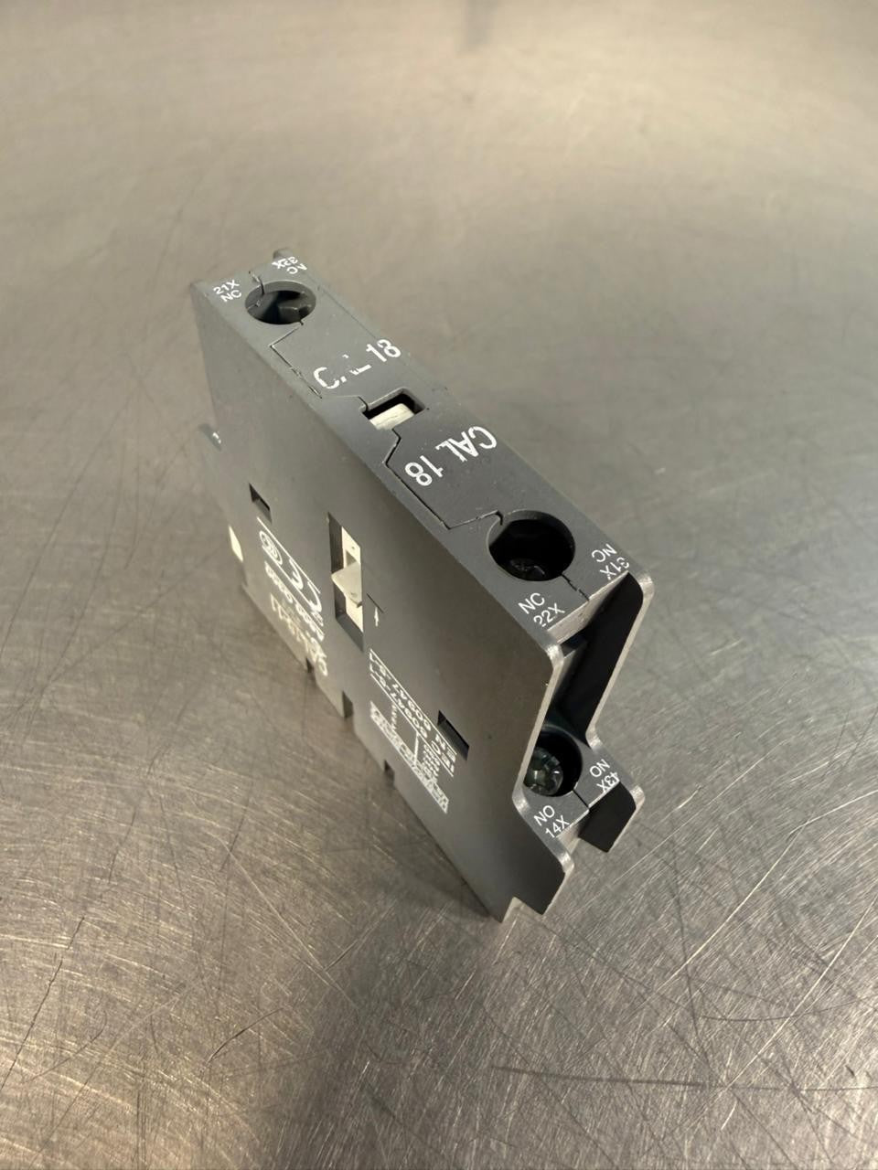 Abb Cal 18-11 Auxiliary Contact A600-Q300                          (9.3.1)